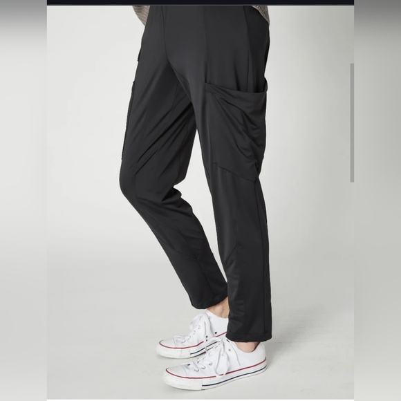 Ruti The Cargo Pants That Will Surprise - Picture 3 of 7